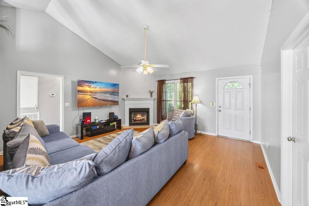 353 Old John Dodd Road Boiling Springs, SC 29316 - Photo 6 of 32 Gallery Image 6