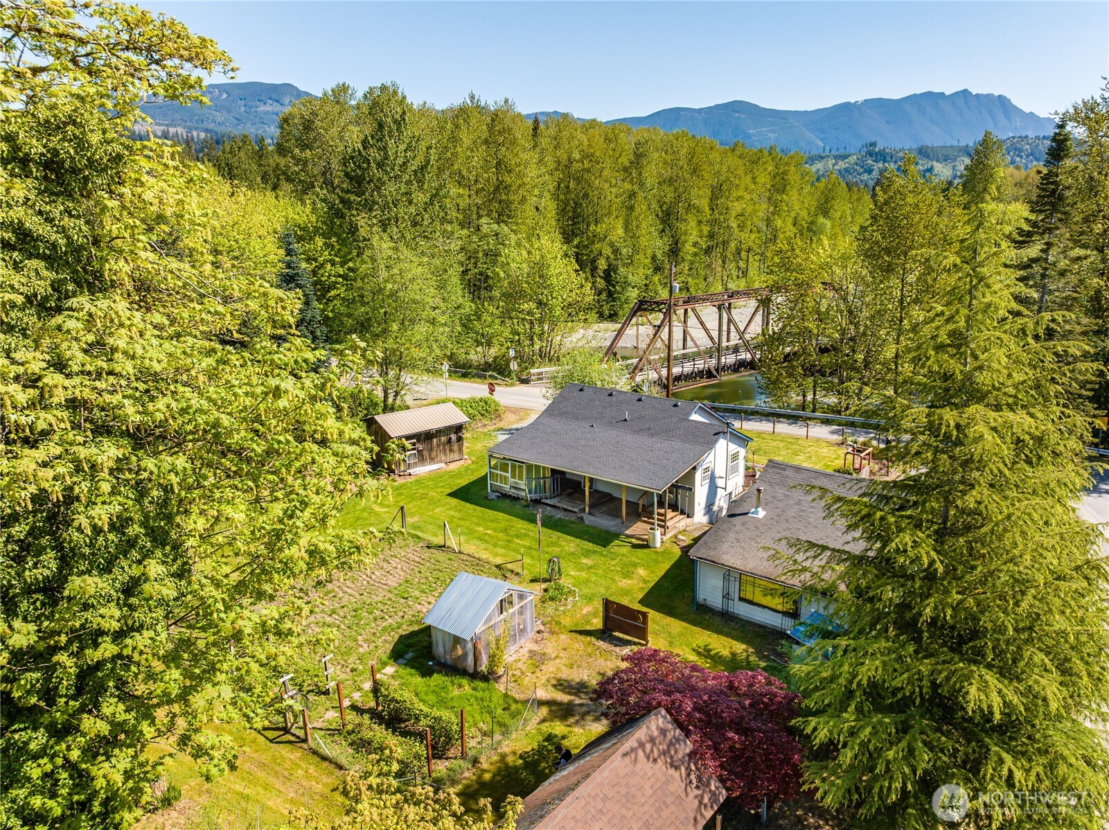 30212 Lake Cavanaugh Road Arlington, WA 98223 - Photo 35 of 38