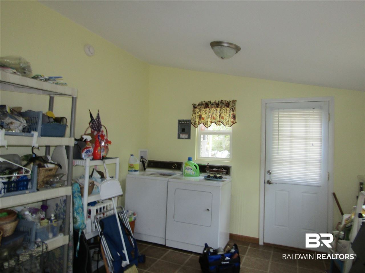 1340 Ridgewood Drive Lillian, AL 36549 - Photo 22 of 23 Laundry Room