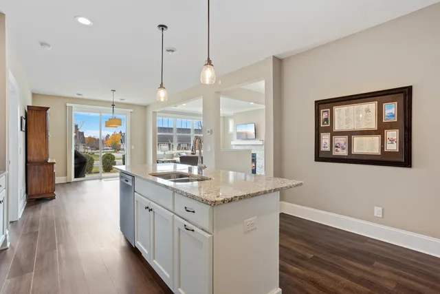 $440,000 | 13692 Brookview Path, Rosemount, MN 55068