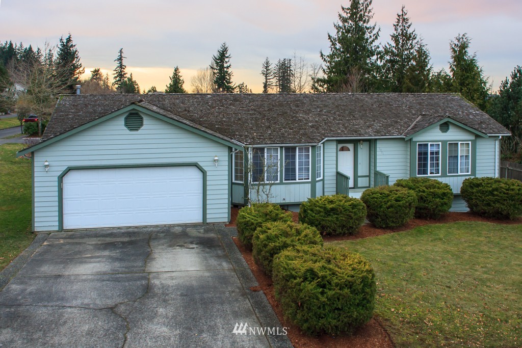 3901 Tamarack Road Bellingham, WA 98226 - Photo 1 of 22