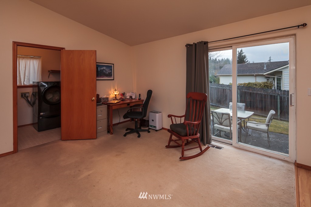 3901 Tamarack Road Bellingham, WA 98226 - Photo 14 of 22
