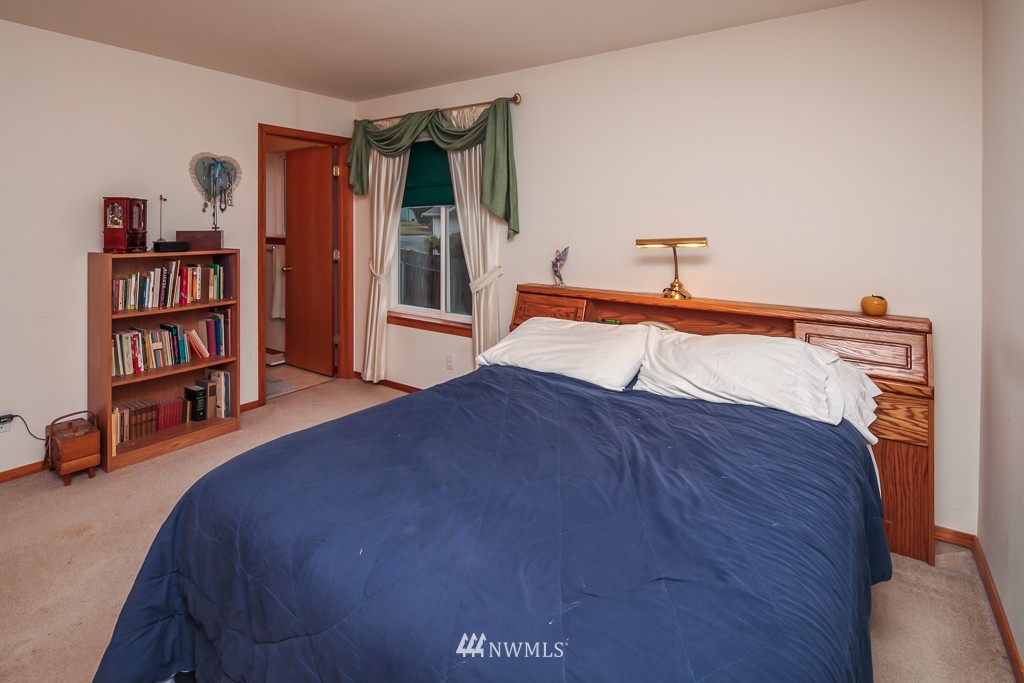 3901 Tamarack Road Bellingham, WA 98226 - Photo 16 of 22