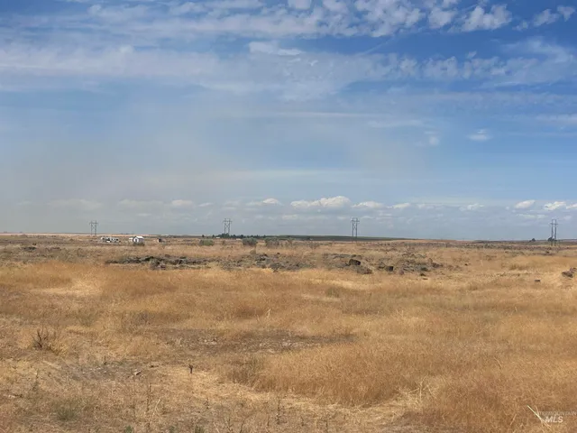 $215,000 | 1-2 Kohzt Road, Hazelton, ID 83335