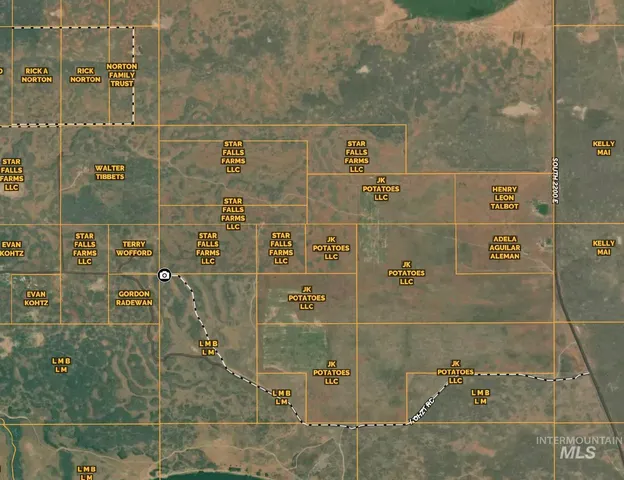 $215,000 | 1-2 Kohzt Road, Hazelton, ID 83335