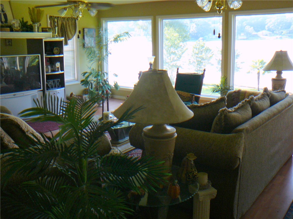 2213 Broadway Lake Road Anderson, SC 29621 - Photo 5 of 20