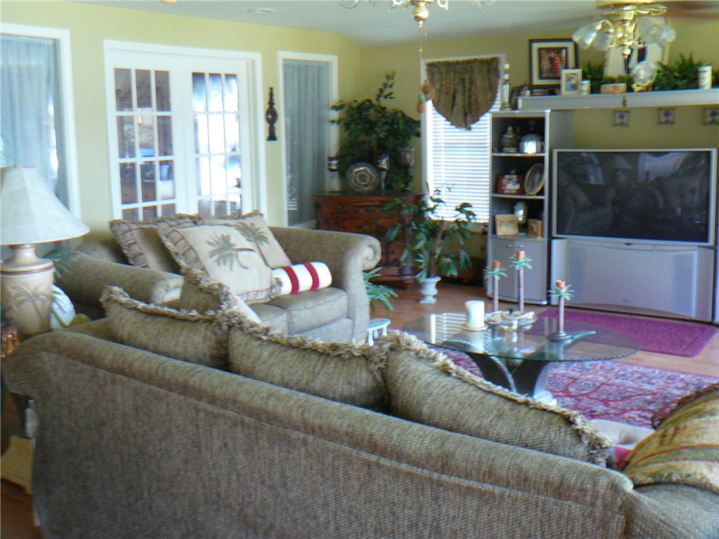 2213 Broadway Lake Road Anderson, SC 29621 - Photo 6 of 20