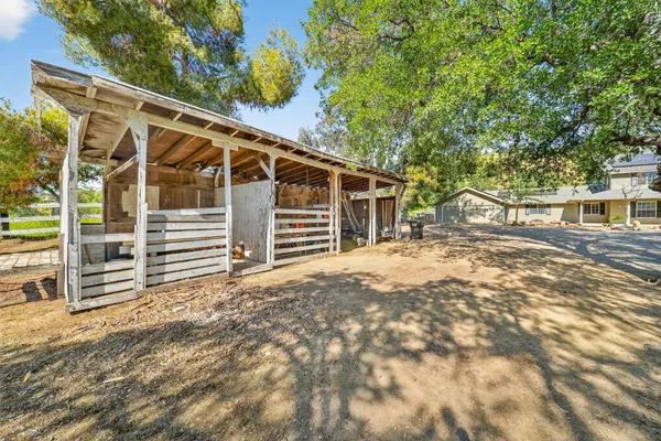 $569,900 | 6846 Chaparral Drive, Sanger, CA 93657