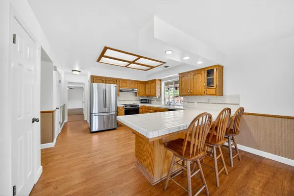 $569,900 | 6846 Chaparral Drive, Sanger, CA 93657