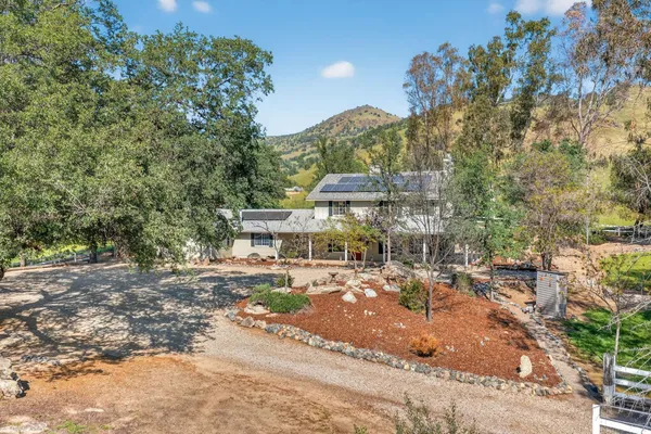 $569,900 | 6846 Chaparral Drive, Sanger, CA 93657