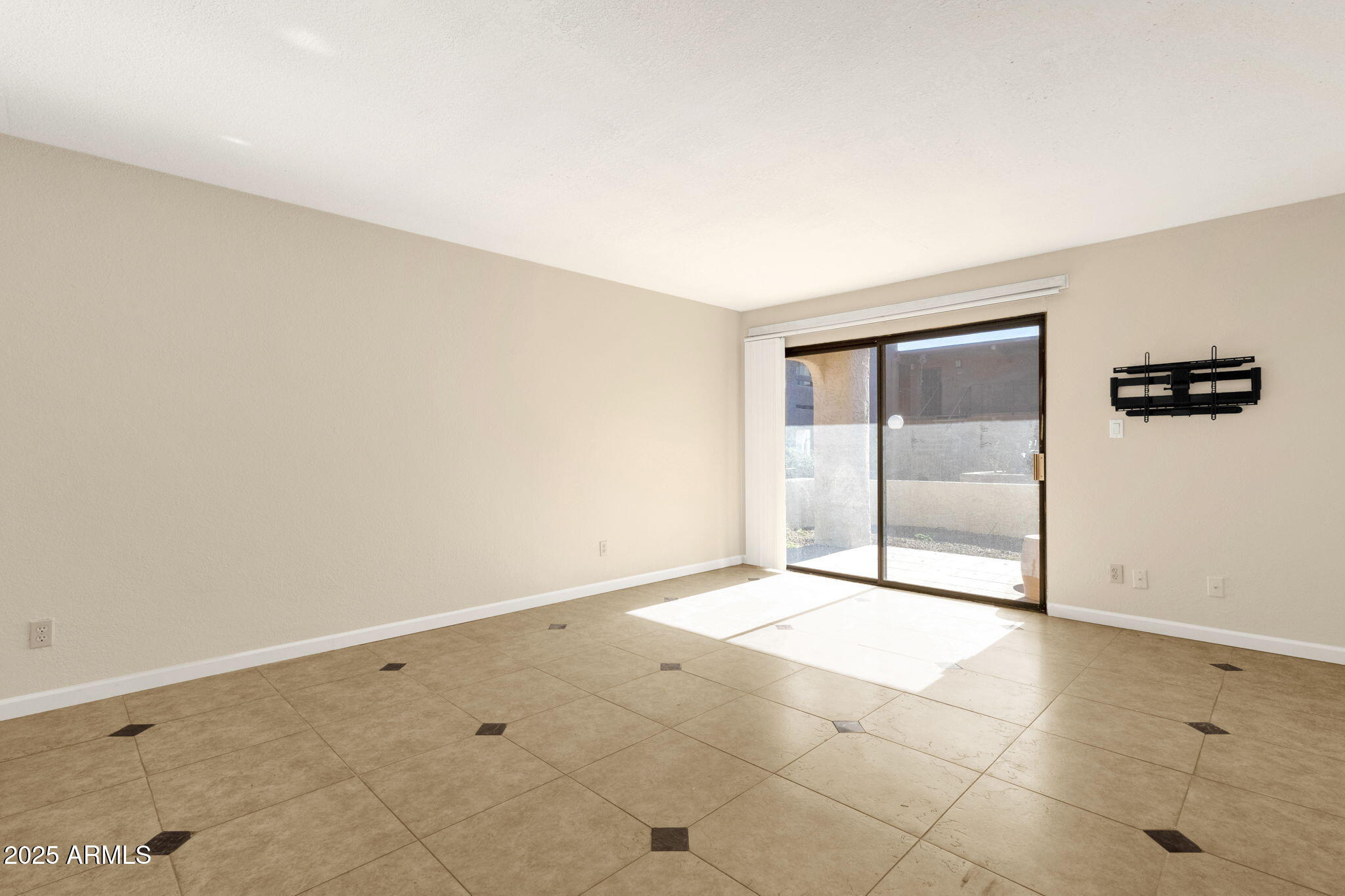 3825 East Camelback Road, Unit 120 Phoenix, AZ 85018 - Photo 13 of 39