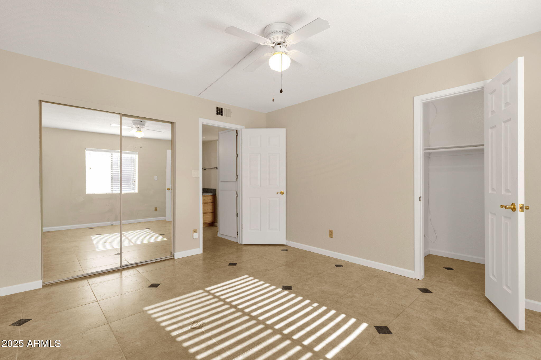 3825 East Camelback Road, Unit 120 Phoenix, AZ 85018 - Photo 22 of 39