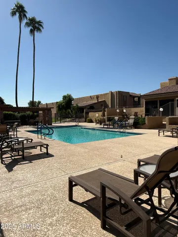 $250,000 | 3825 East Camelback Road, Unit 120, Phoenix, AZ 85018