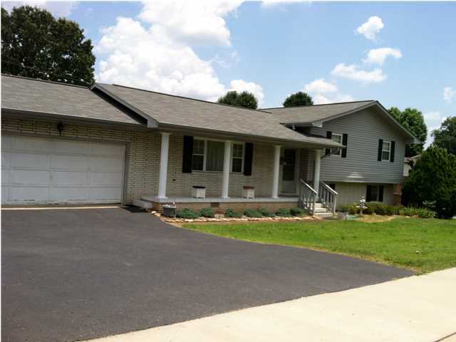 6705 Shallowford Road Chattanooga, TN 37421 - Photo 1 of 15 Primary Photo
