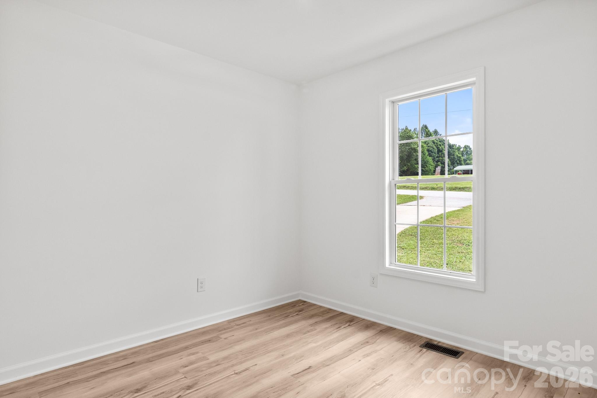 2931 Greenleaf Road Clover, SC 29710 - Photo 22 of 36