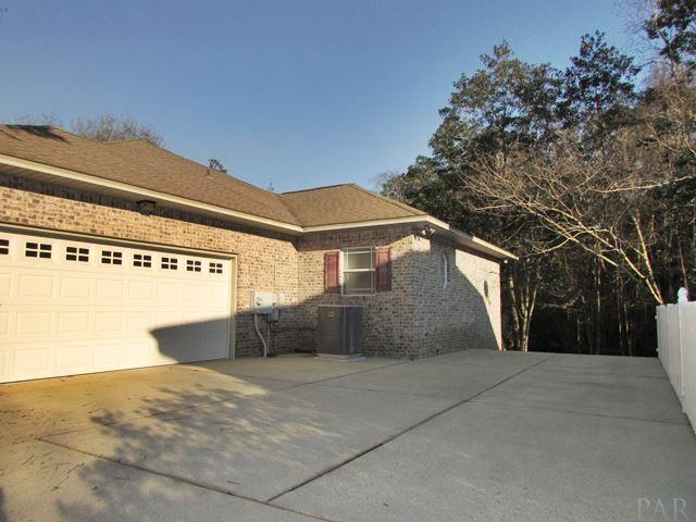 10172 Foxrun Road Pensacola, FL 32514 - Photo 5 of 50