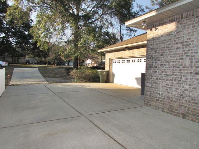 10172 Foxrun Road Pensacola, FL 32514 - Photo 7 of 50