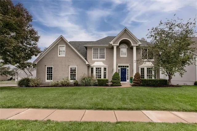 $575,000 | 14401 Stearns Street, Overland Park, KS 66221