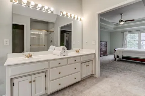 $575,000 | 14401 Stearns Street, Overland Park, KS 66221