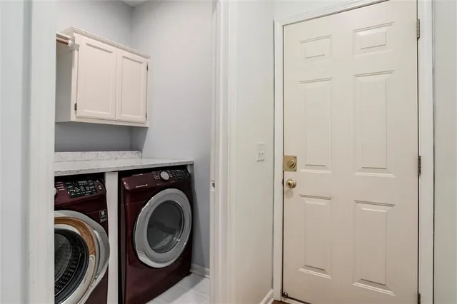 $575,000 | 14401 Stearns Street, Overland Park, KS 66221