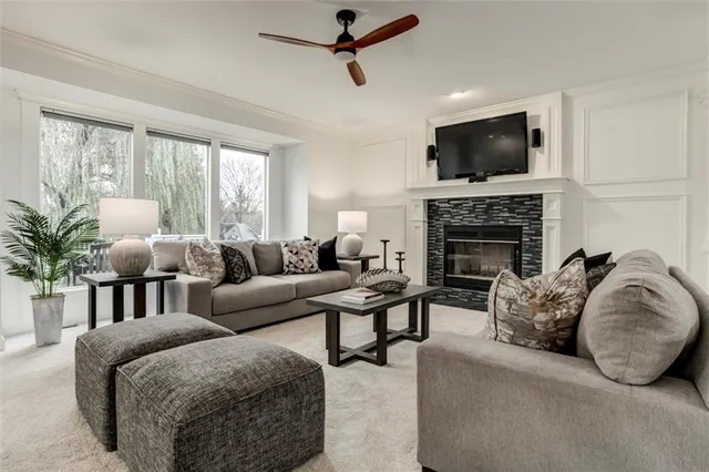 $575,000 | 14401 Stearns Street, Overland Park, KS 66221