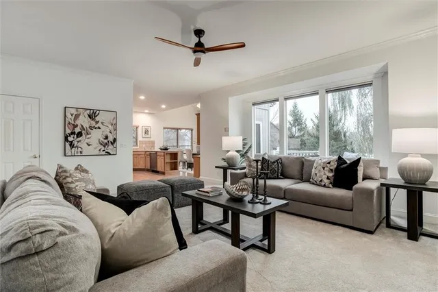 $575,000 | 14401 Stearns Street, Overland Park, KS 66221