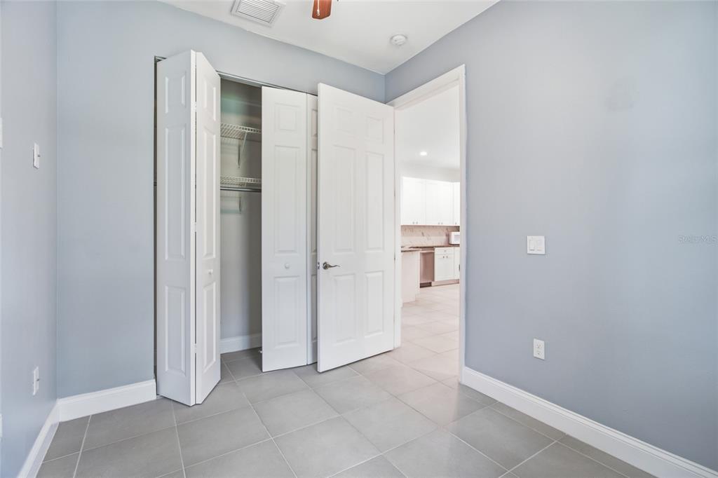 4510 Wilkinson Road Sarasota, FL 34233 - Photo 8 of 48 Gallery Image 8