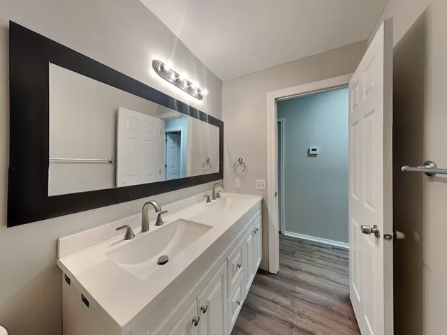 $2,789 | 6865 Buckingham Road, Woodbury, MN 55125