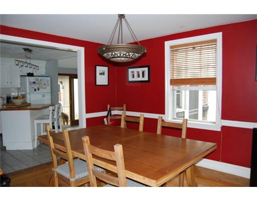 23 Westbrook Road Warwick, RI 02886 - Photo 6 of 14 Dining Room.