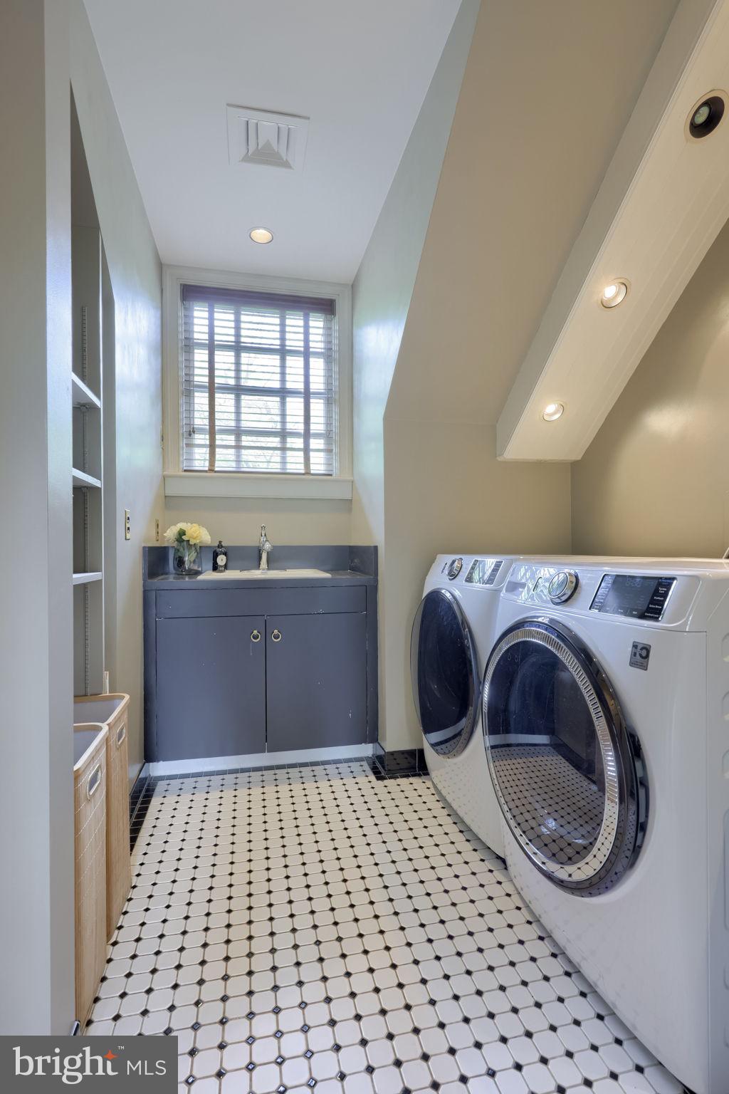 1933 Lititz Pike Lancaster, PA 17601 - Photo 47 of 91