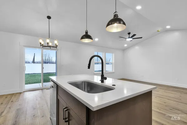 $344,000 | 320 North 11th Street, Parma, ID 83660