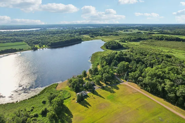 $575,000 | 3225 465th Street, Harris, MN 55032