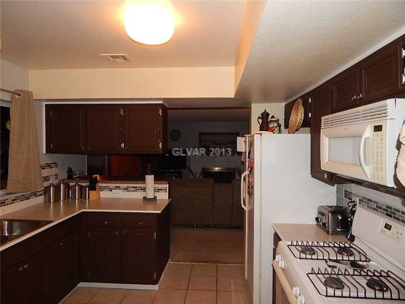 4129 Newcastle Road Las Vegas, NV 89103 - Photo 10 of 32 Kitchen.