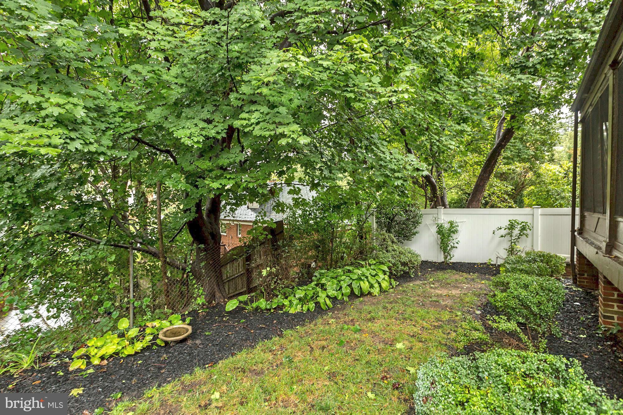 1411 Locust Road Northwest Washington, DC 20012 - Photo 27 of 30 Exterior (General)