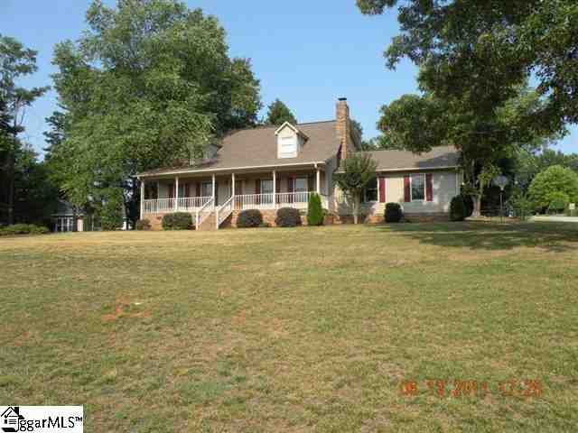208 Colony Road Taylors, SC 29687 - Photo 1 of 18 Gallery Image 1