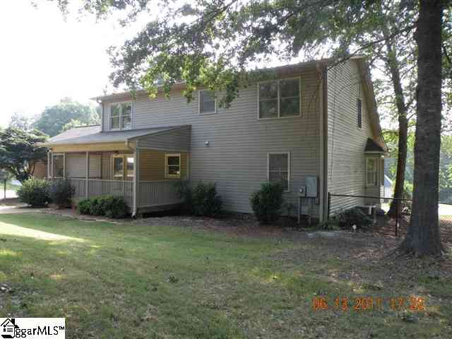208 Colony Road Taylors, SC 29687 - Photo 2 of 18 Gallery Image 2