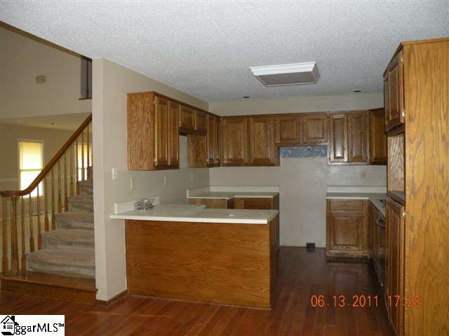 208 Colony Road Taylors, SC 29687 - Photo 10 of 18 Gallery Image 10