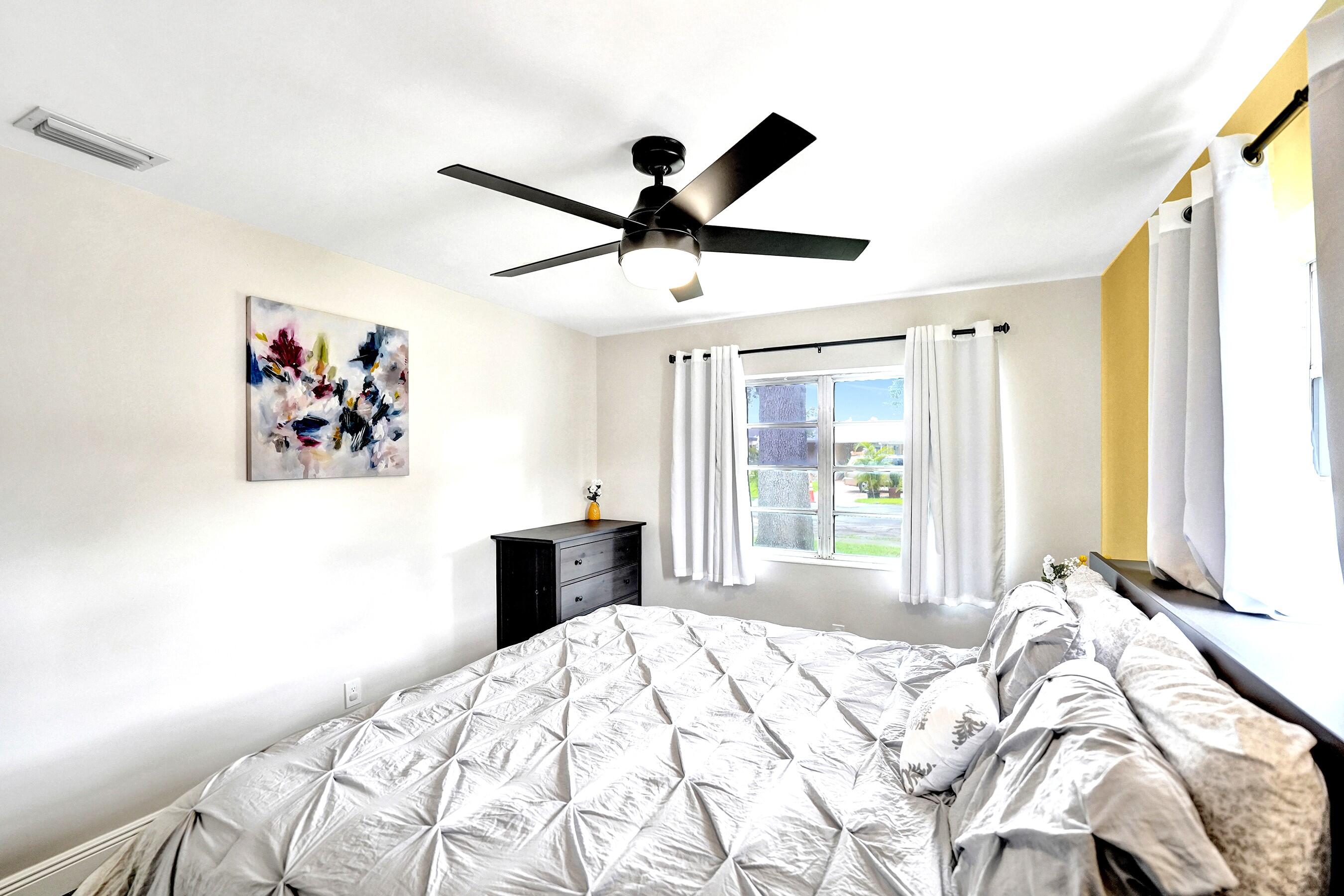 1341 North 30th Road Hollywood, FL 33021 - Photo 29 of 61 DSC08390