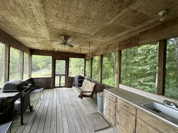 $399,900 | 7383 Dale Ridge Road, Lancaster, TN 38569