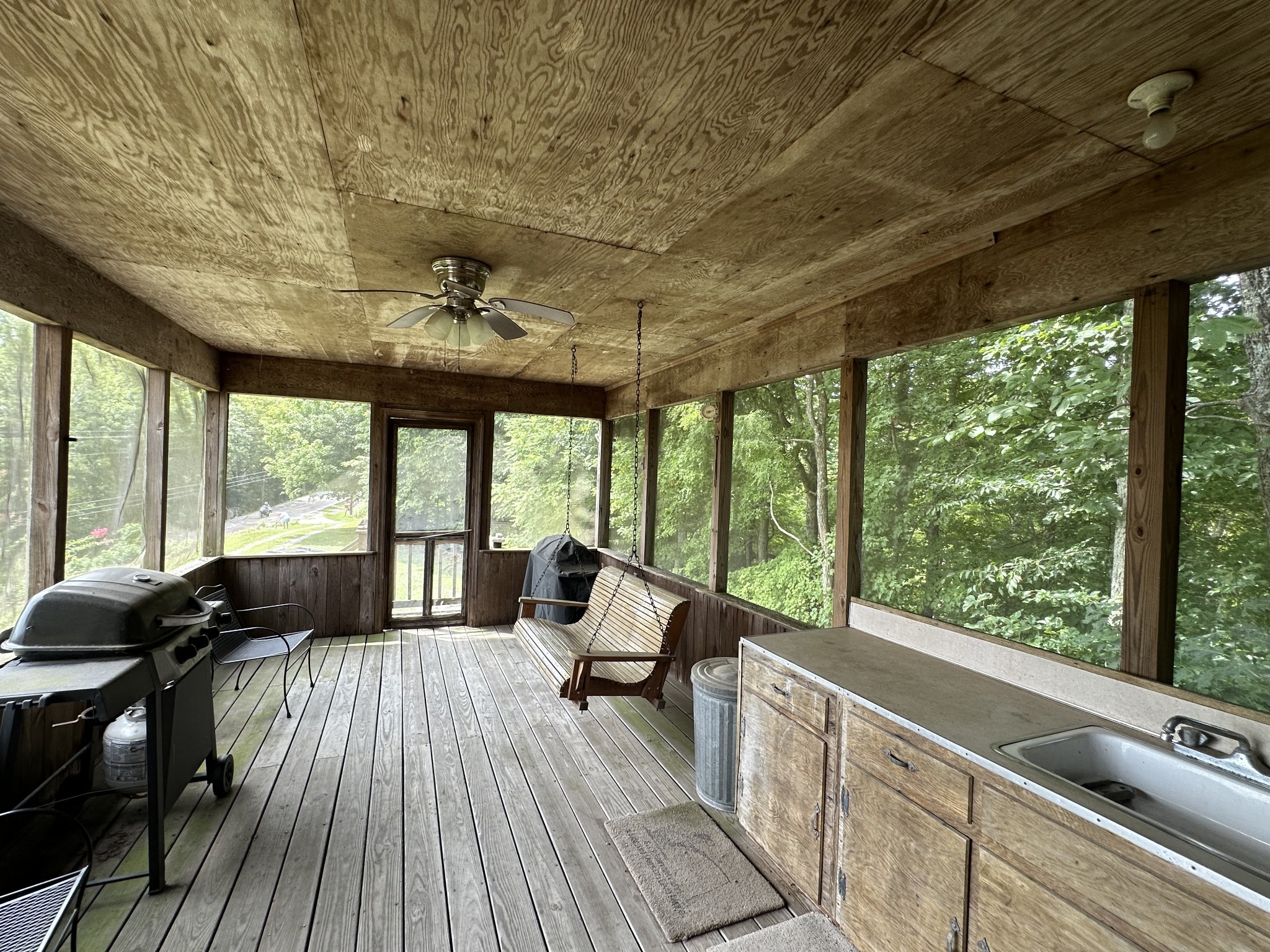 7383 Dale Ridge Road Lancaster, TN 38569 - Photo 3 of 29