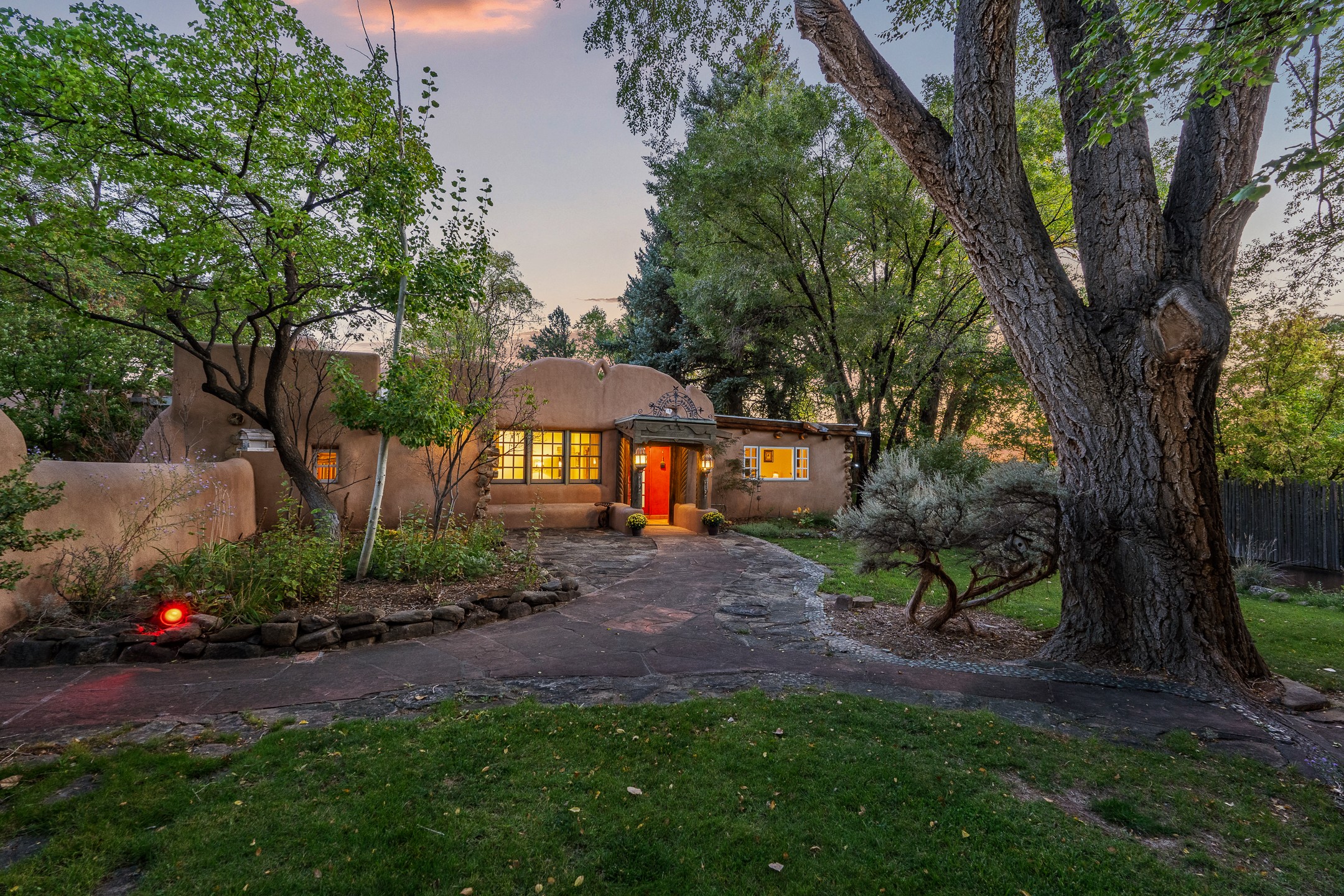 560 Piedmont Road Taos, NM 87571 - Photo 1 of 50