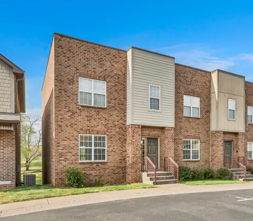 $289,900 | 94 Promontory Lane, Clarksville, TN 37040