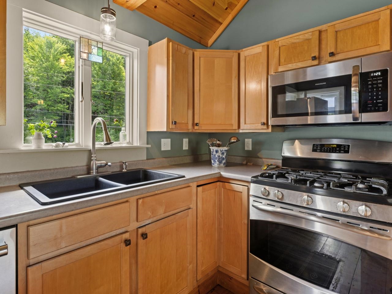 117 Osgood Hill Road Essex, VT 05452 - Photo 18 of 52