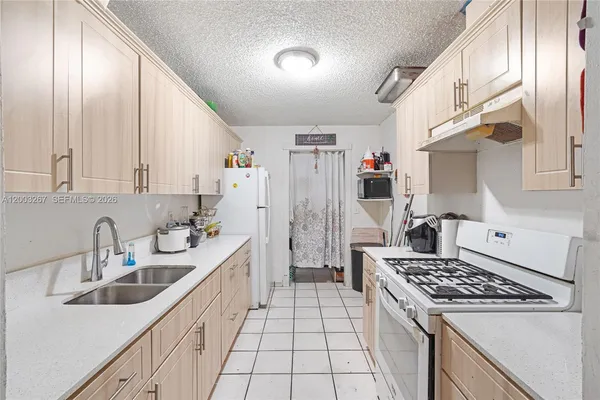 $395,000 | 18804 Northwest 46th Avenue, Miami Gardens, FL 33055