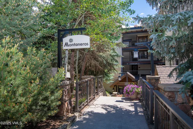 $2,750,000 | 684 West Lionshead Circle, Unit 215/216, Vail, CO 81657