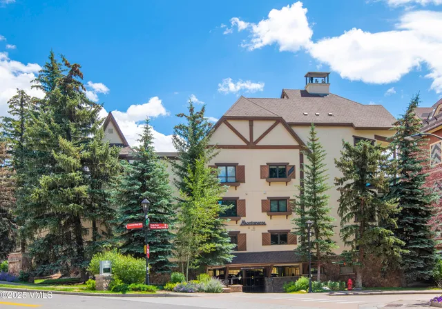 $2,750,000 | 684 West Lionshead Circle, Unit 215/216, Vail, CO 81657