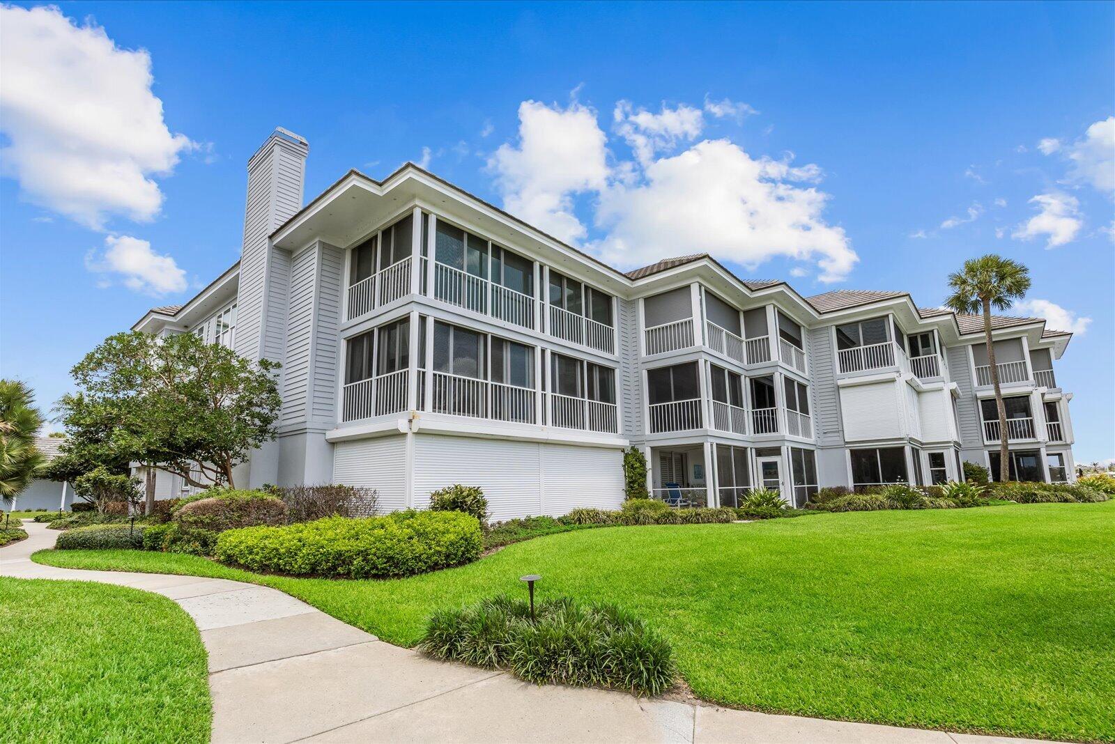 1903 Bay Road, Unit 206 Vero Beach, FL 32963 - Photo 1 of 31 1000004682