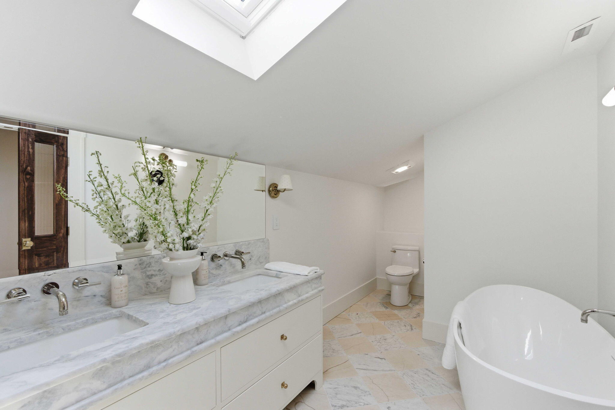 894 Rutledge Avenue Charleston, SC 29403 - Photo 51 of 67 40-web-or-mls-DSC06570
