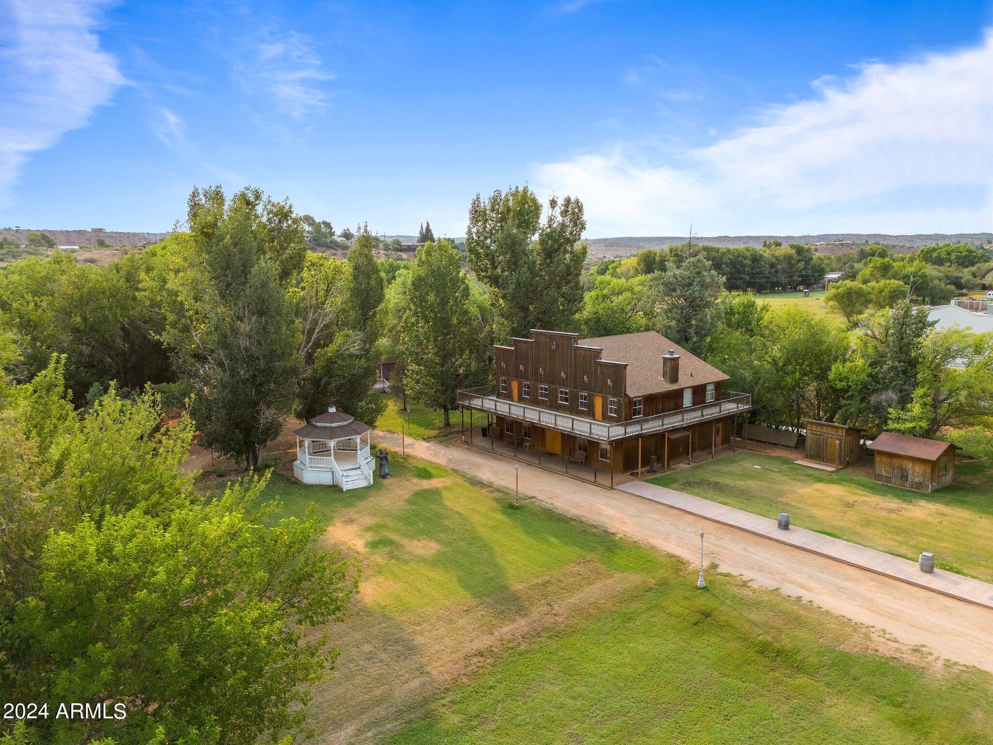 1385 South Loy Road Cornville, AZ 86325 - Photo 12 of 54 Opera House