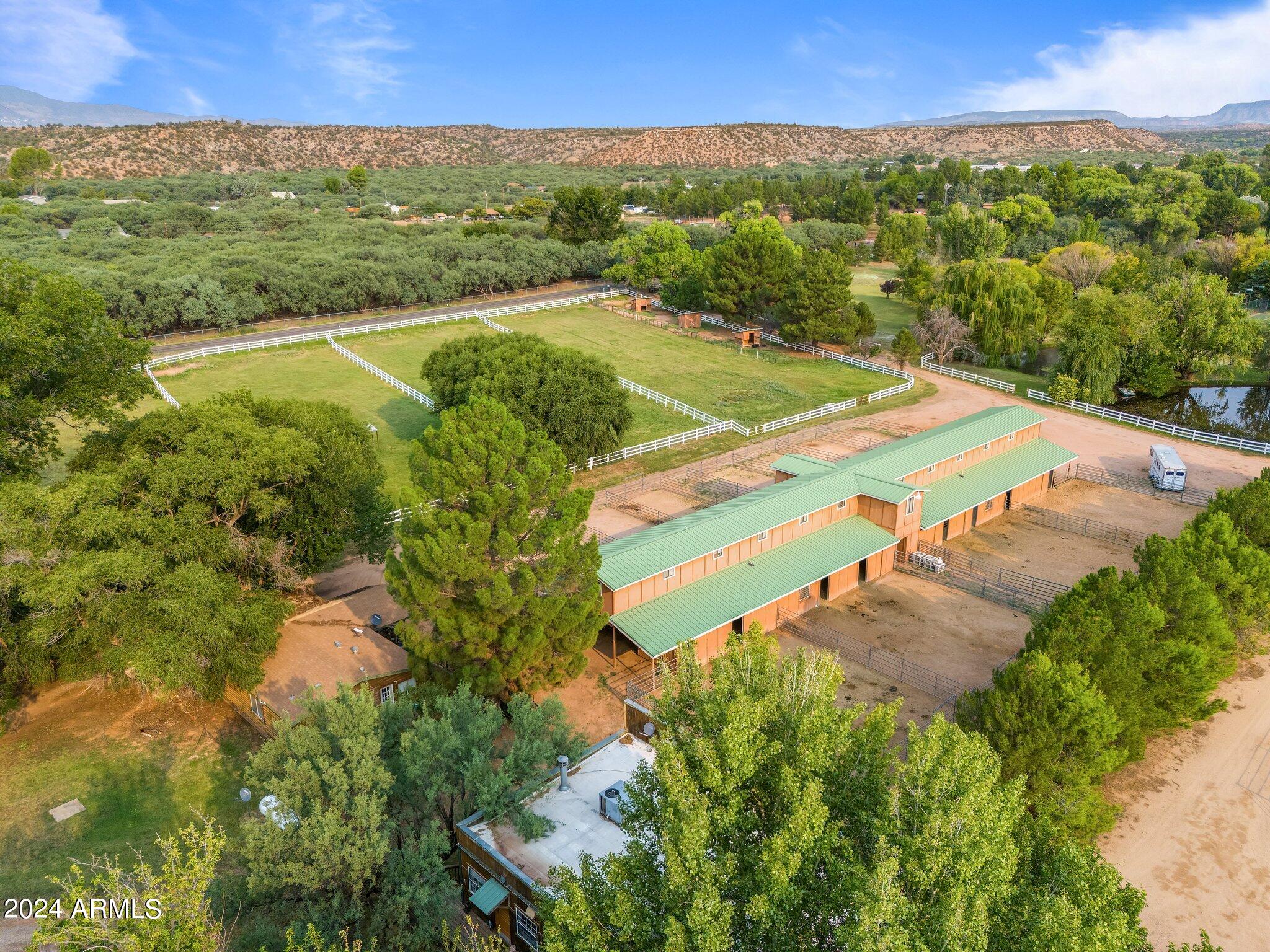 1385 South Loy Road Cornville, AZ 86325 - Photo 38 of 54 Stables